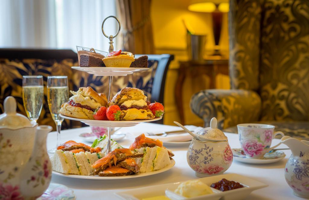 Clyde Court Hotel Дублин Экстерьер фото