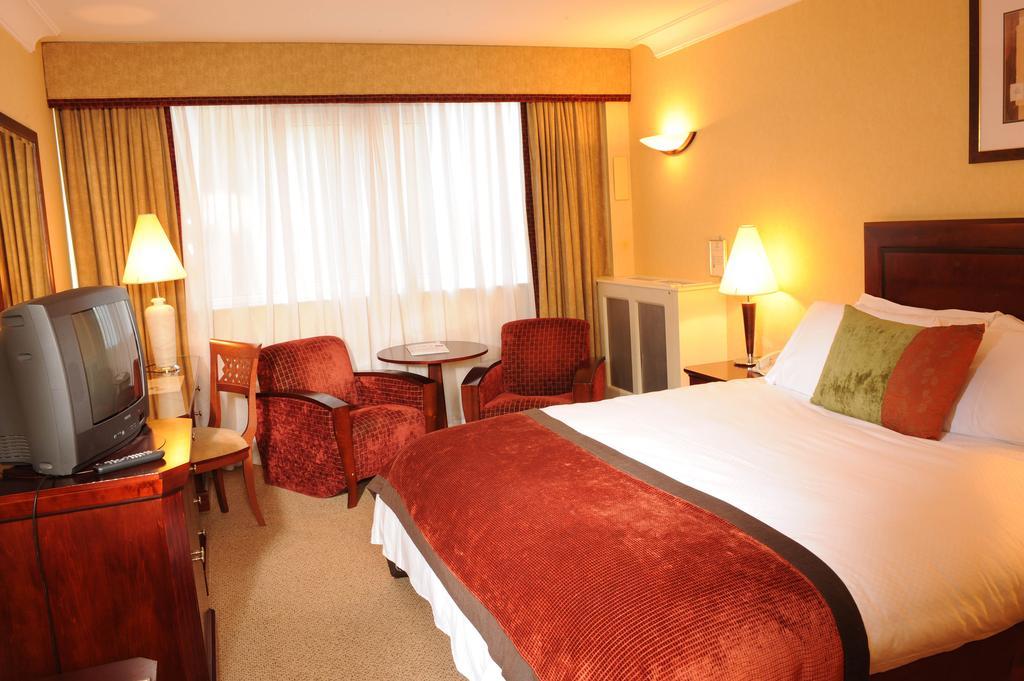 Clyde Court Hotel Дублин Номер фото